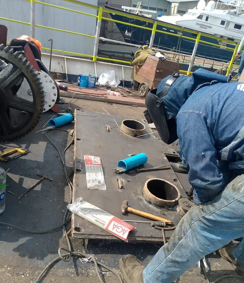 Fabricación de pieza a medida — Piezas a medida metálicas | NIVEL JM